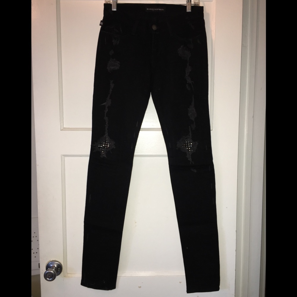 Distressed Black Skinny Jeans with peekaboo studs